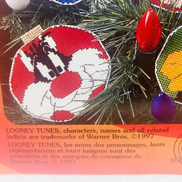 Looney Tunes Holiday Cross Stitch Booklet - Picture 8 of 9